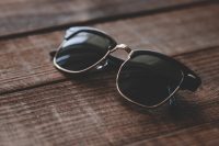 Clubmaster: o modelo de armação que conquistou o mundo